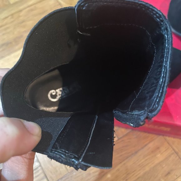 EUC Carlos by Carlos Santana Encore Chelsea Bootie - Picture 9 of 11